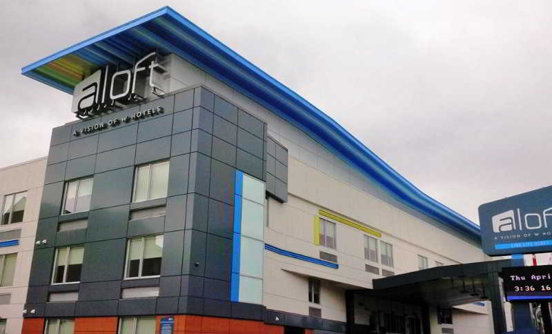 Aloft Hotel Calgary University Exterior foto